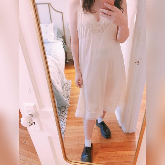Movie Star Dresses & Skirts - Vintage Silk Slip by Movie Star